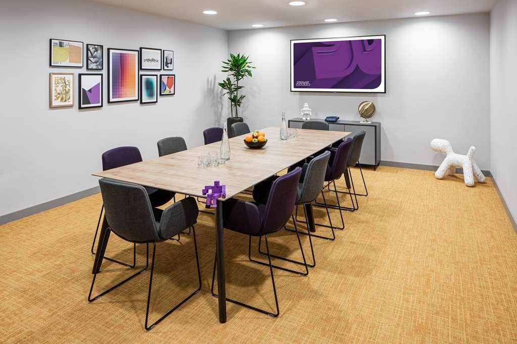 Yotel Hotel